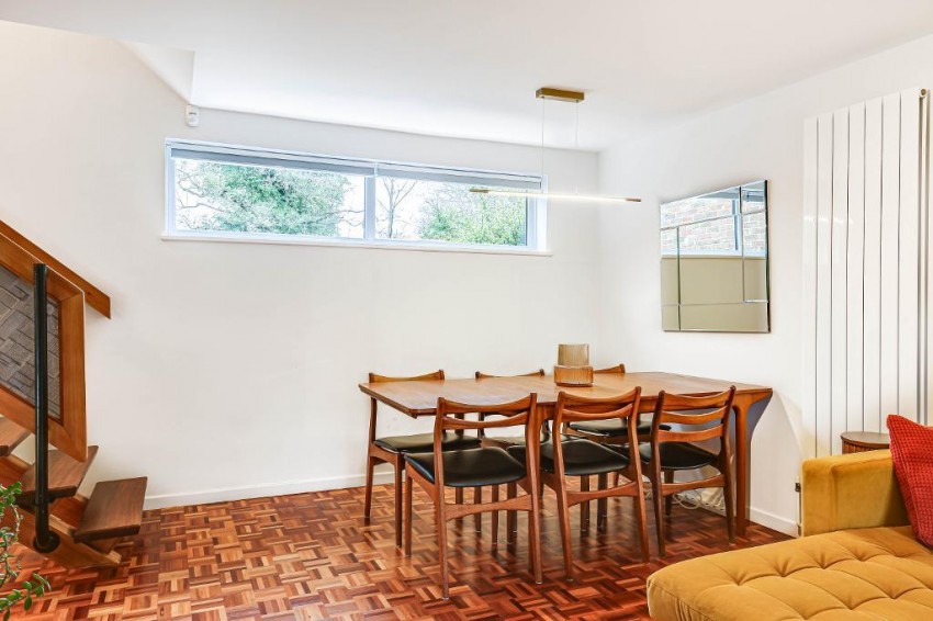 Images for Bench Field, South Croydon