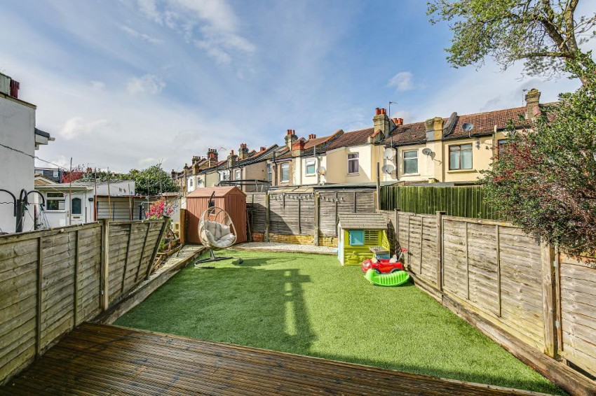Images for Dennett Road, Croydon