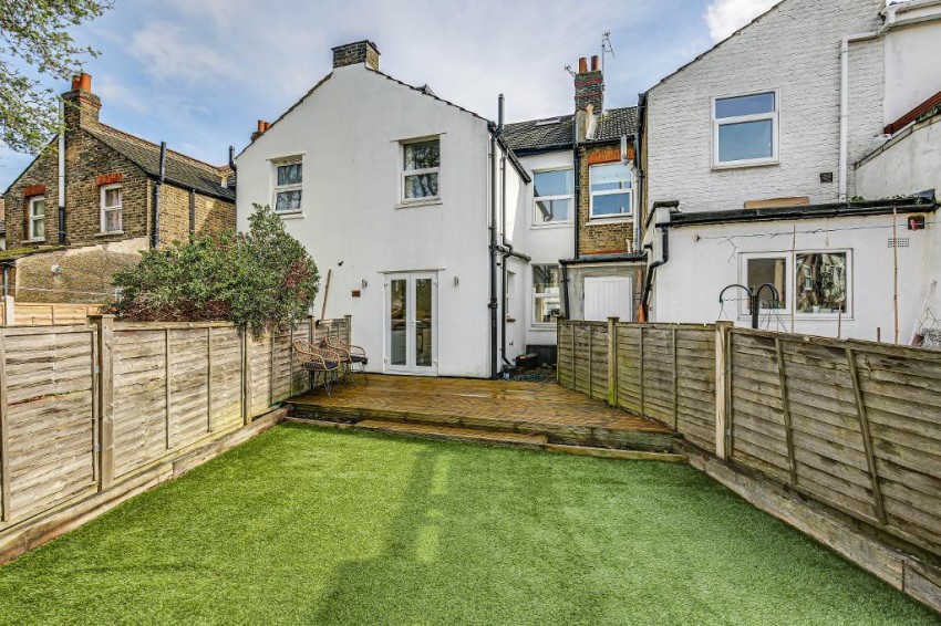 Images for Dennett Road, Croydon