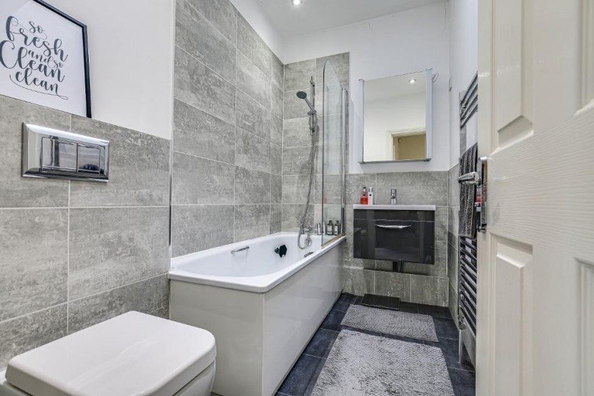 Images for Dennett Road, Croydon