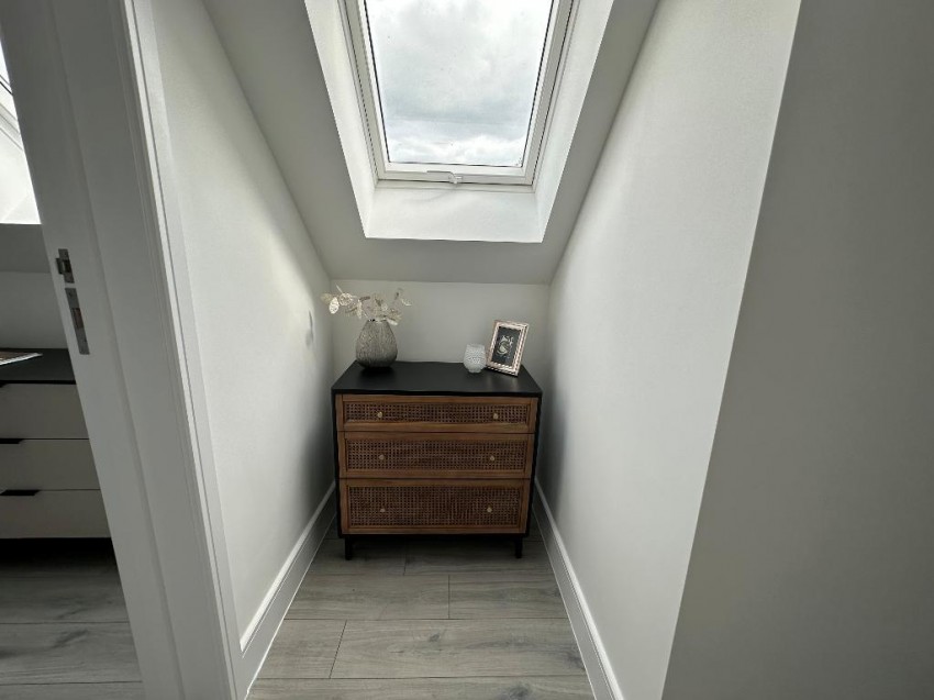 Images for Whyteleafe Hill, Whyteleafe