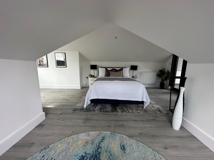 Images for Whyteleafe Hill, Whyteleafe