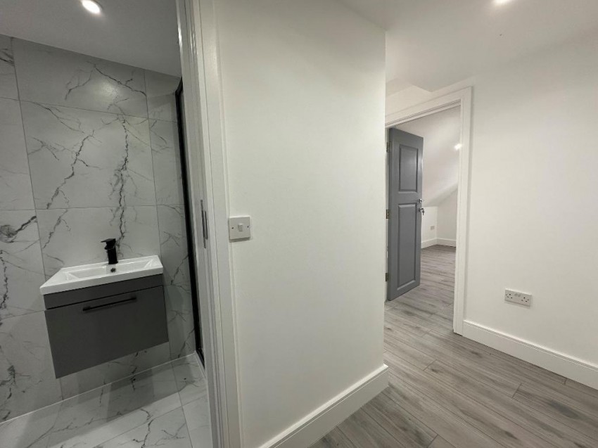 Images for Whyteleafe Hill, Whyteleafe