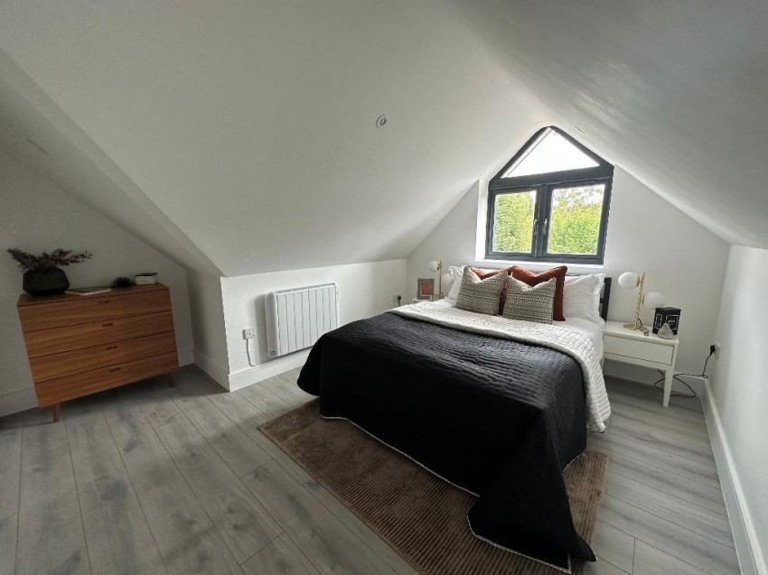 Images for Whyteleafe Hill, Whyteleafe