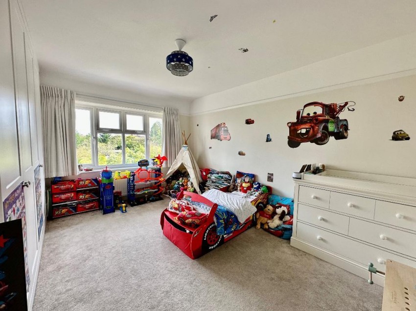 Images for Norfolk Avenue, Sanderstead