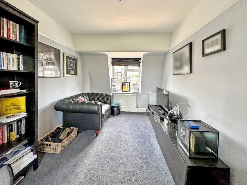 Images for Norfolk Avenue, Sanderstead