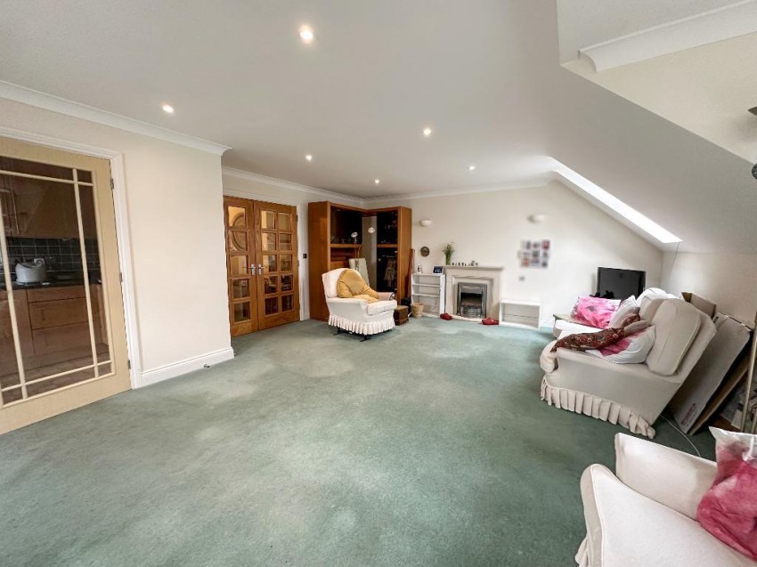 Images for Limpsfield Road, Warlingham