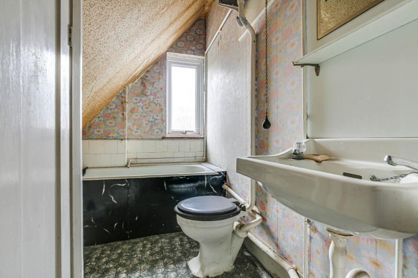 Images for Beechwood Road, Sanderstead