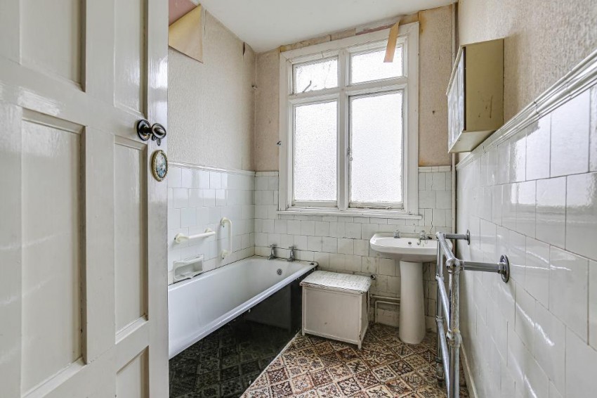 Images for Beechwood Road, Sanderstead