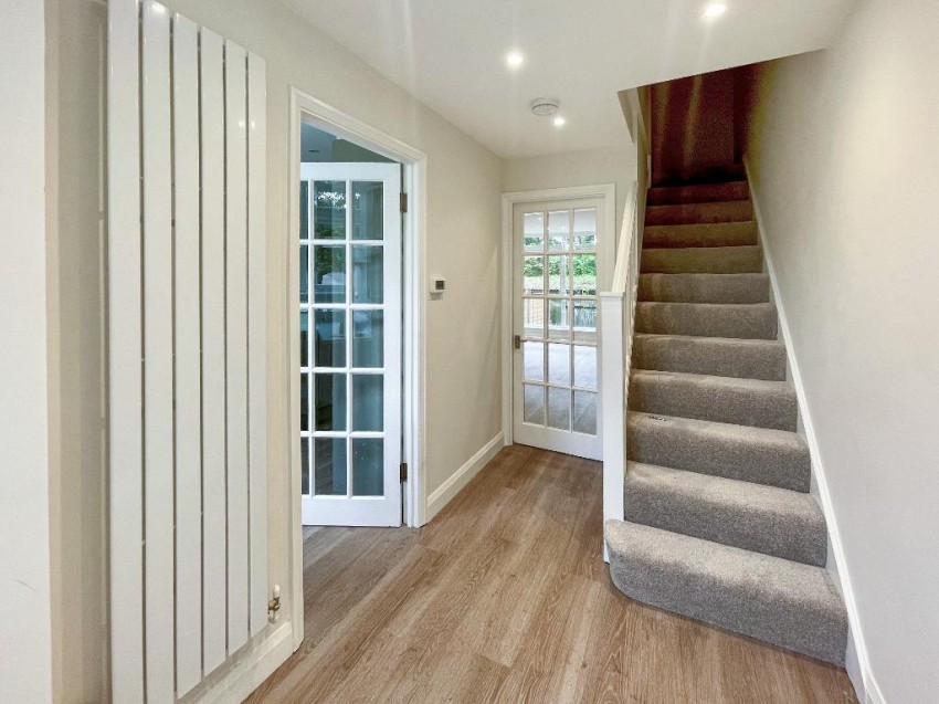 Images for Vauxhall Gardens, South Croydon