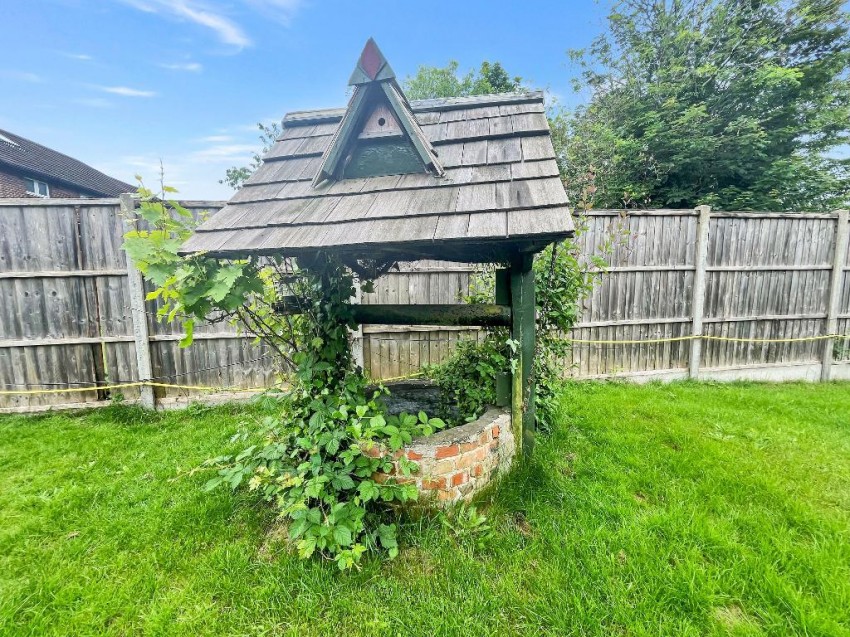 Images for Queenhill, Selsdon