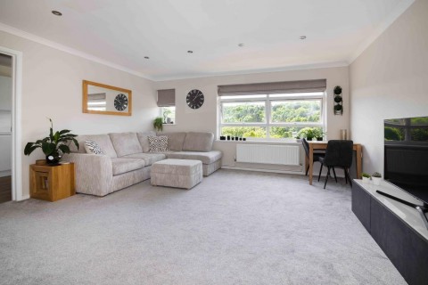 View Full Details for Edgeworth Close, Whyteleafe