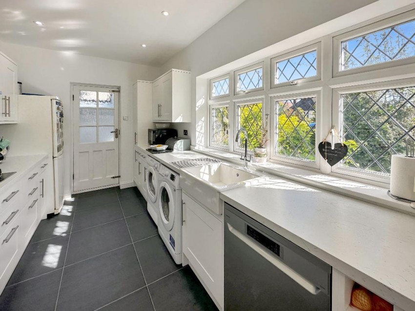 Images for Mitchley View, Sanderstead
