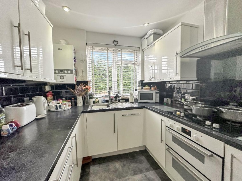Images for Chelsham Close, Warlingham