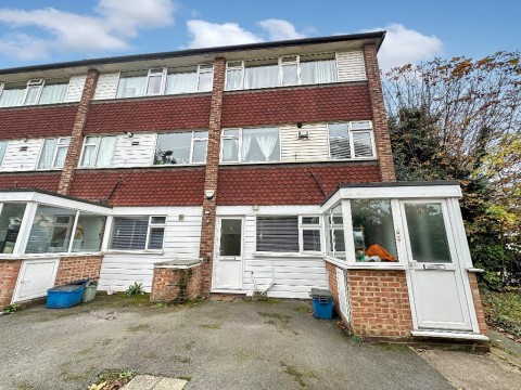 View Full Details for Doveton Road, South Croydon