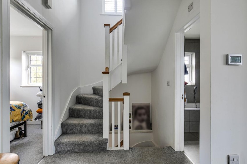 Images for Mitchley Grove, Sanderstead