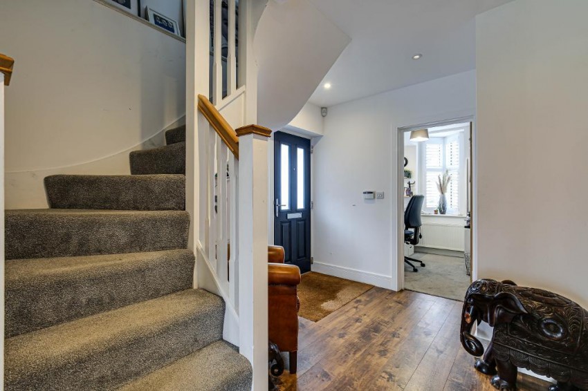 Images for Mitchley Grove, Sanderstead