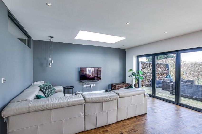 Images for Mitchley Grove, Sanderstead