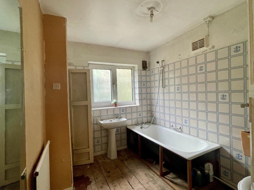 Images for Hillbury Road, Warlingham