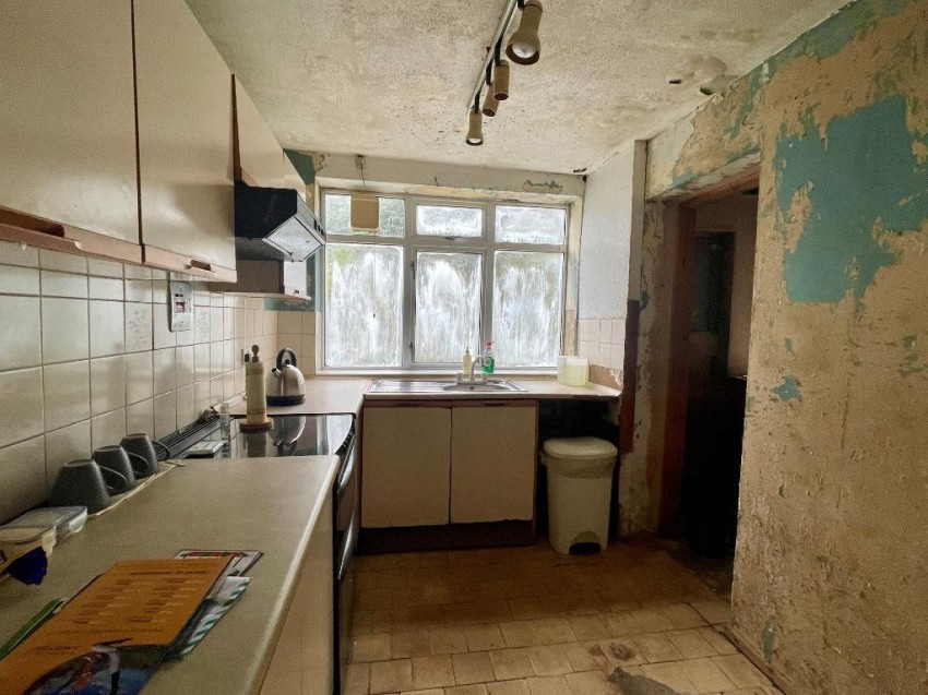 Images for Hillbury Road, Warlingham