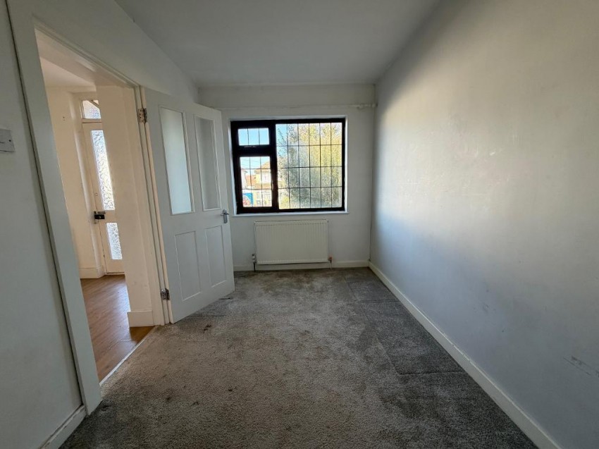 Images for Benhurst Gardens, Selsdon