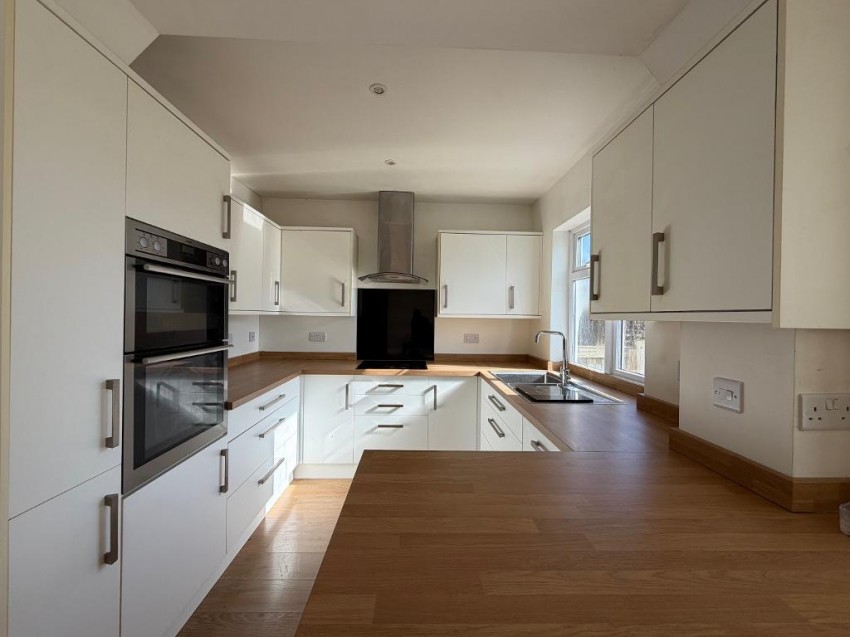 Images for Benhurst Gardens, South Croydon