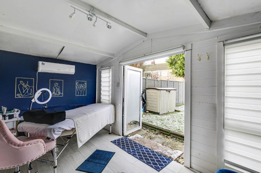 Images for Crescent Road, Caterham