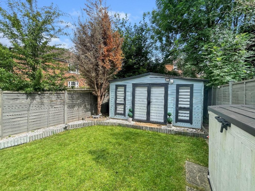 Images for Crescent Road, Caterham