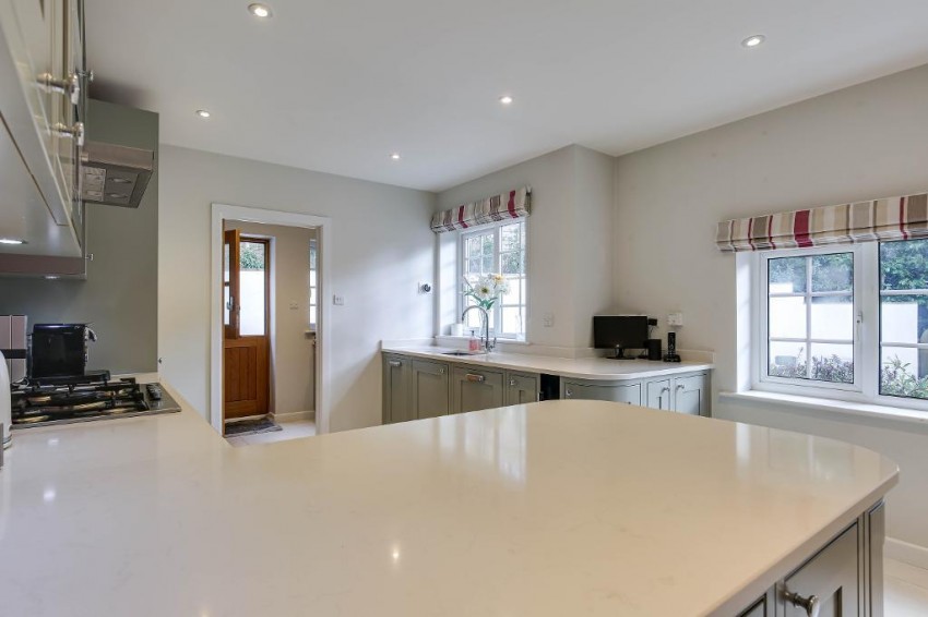 Images for Park View Road, Woldingham