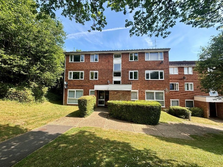 Images for Hartscroft, South Croydon