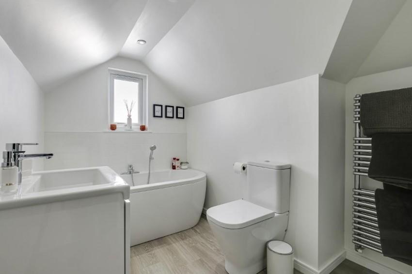 Images for Essendene Road, Caterham