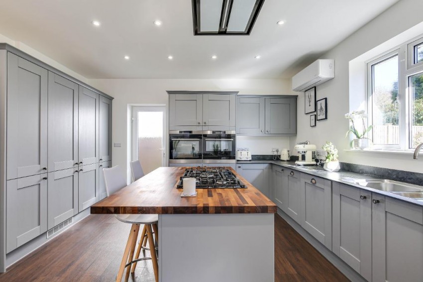 Images for Essendene Road, Caterham