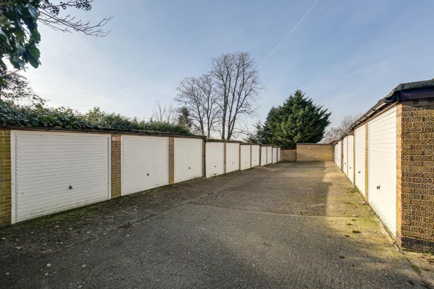 Images for Montana Close, Sanderstead