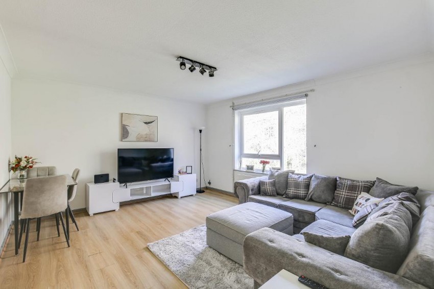 Images for Montana Close, Sanderstead