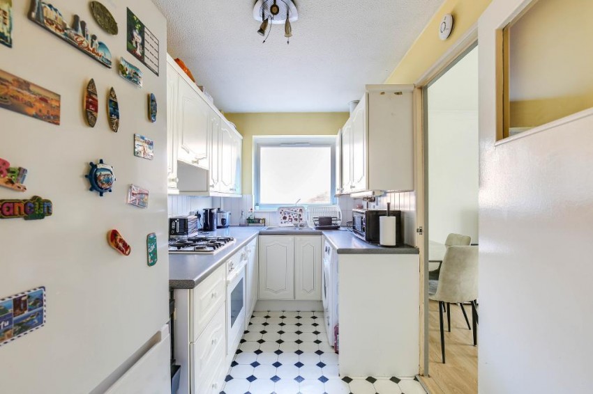 Images for Montana Close, Sanderstead