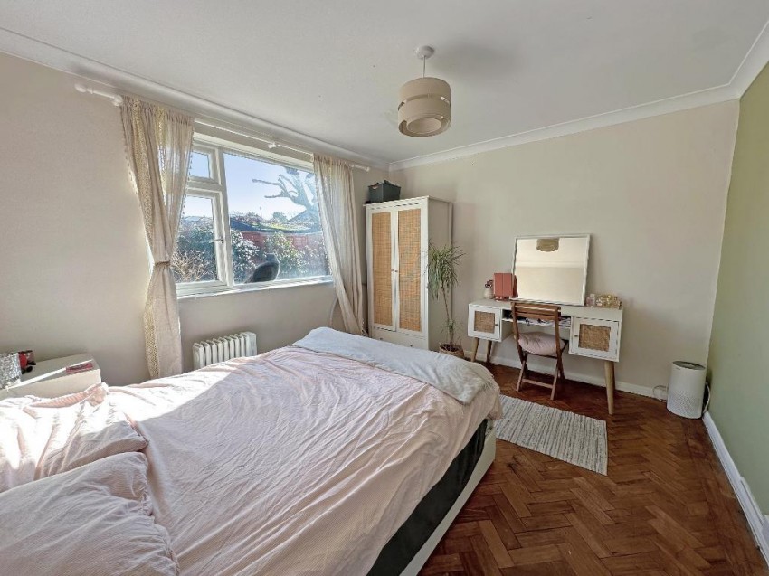 Images for Chelsham Close, Warlingham