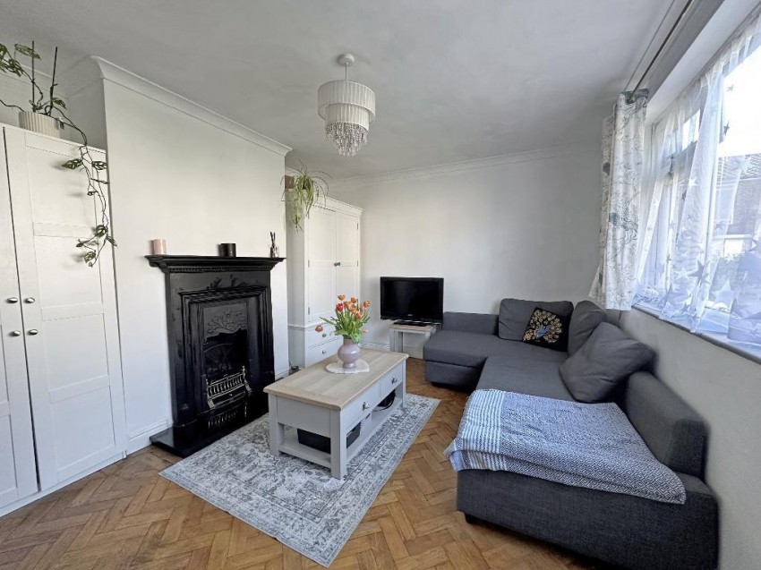 Images for Chelsham Close, Warlingham