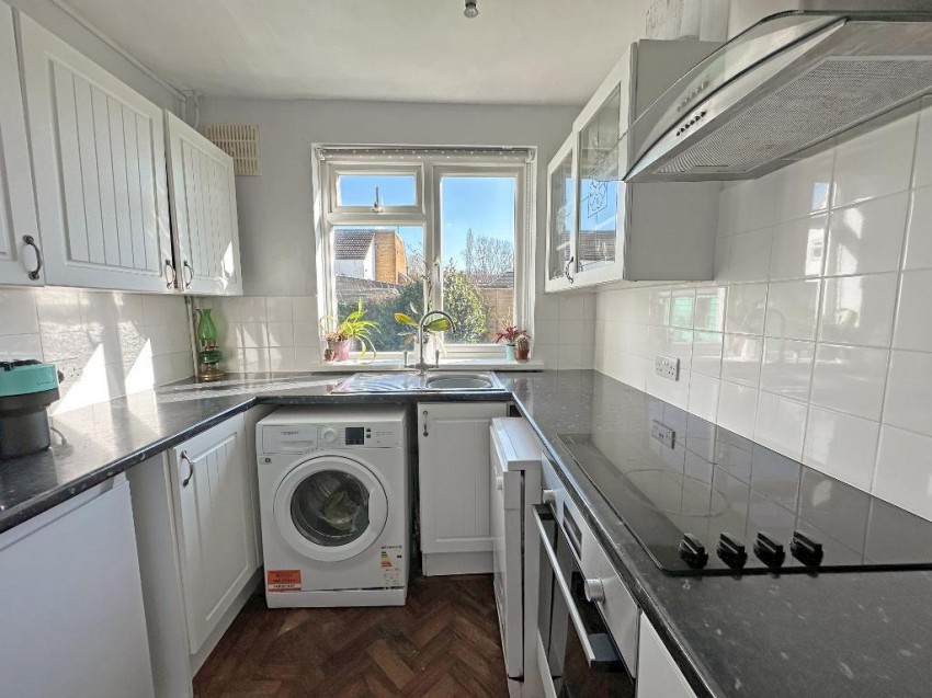 Images for Chelsham Close, Warlingham