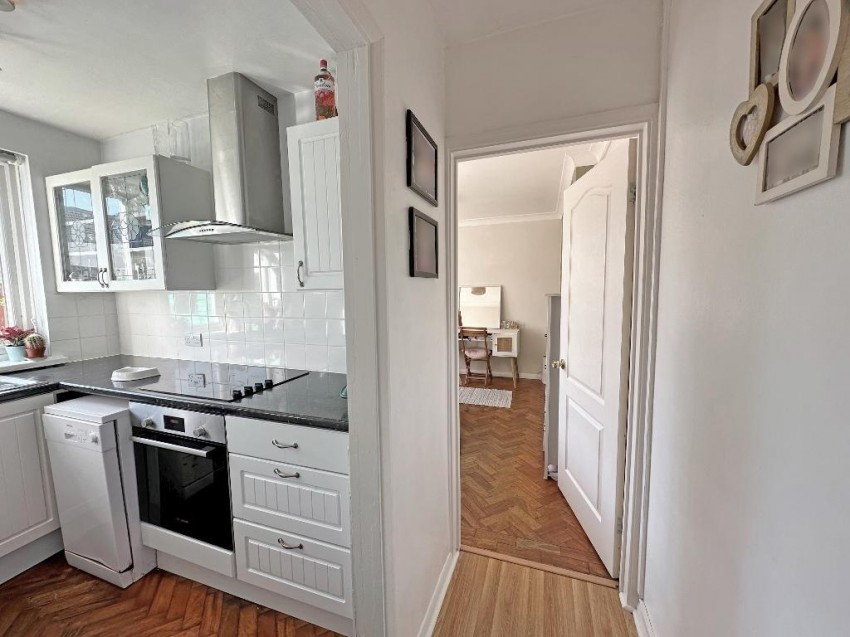 Images for Chelsham Close, Warlingham