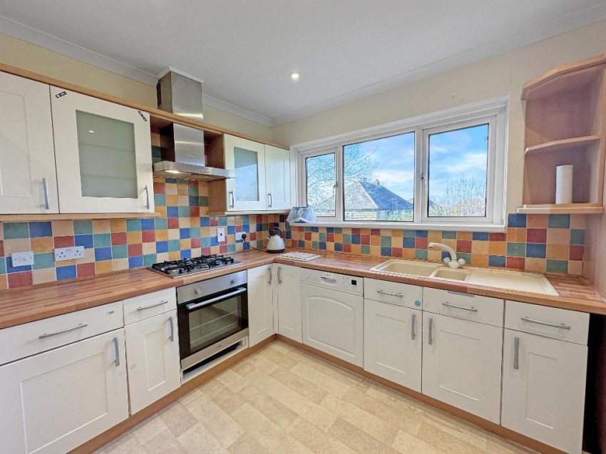 Images for Crewes Close, Warlingham