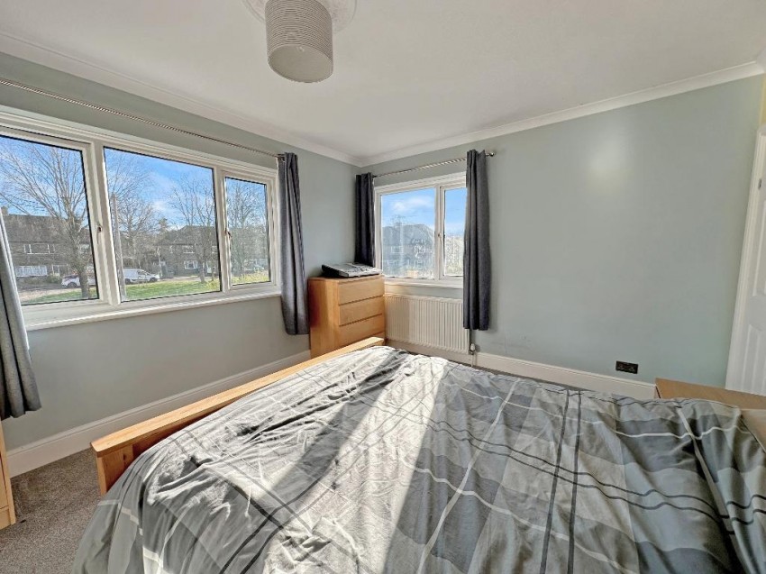 Images for Crewes Close, Warlingham