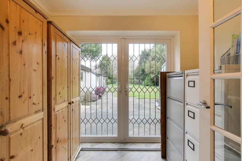 Images for Blacksmiths Hill, Sanderstead