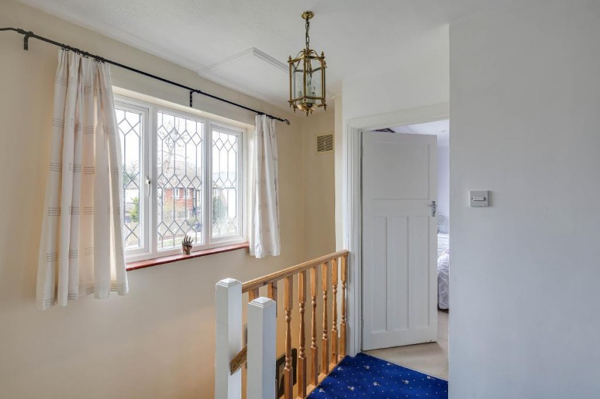 Images for Blacksmiths Hill, Sanderstead