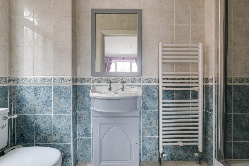 Images for Blacksmiths Hill, Sanderstead