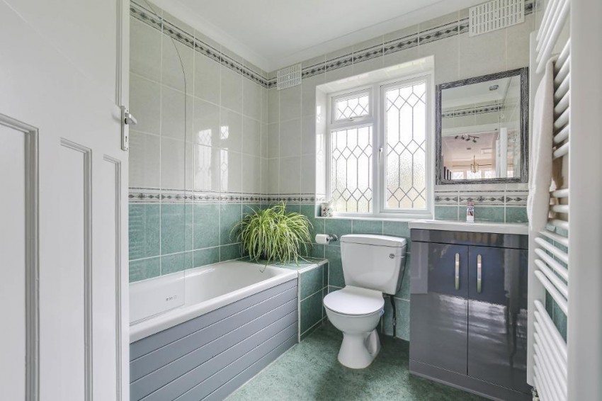 Images for Blacksmiths Hill, Sanderstead