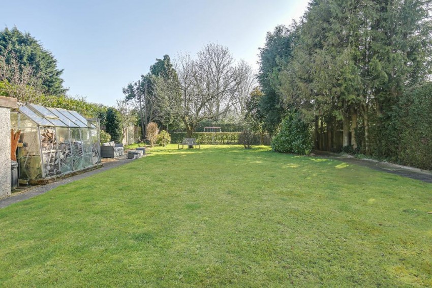 Images for Blacksmiths Hill, Sanderstead
