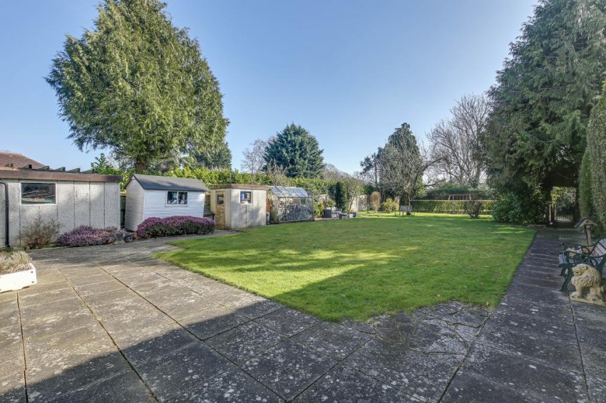 Images for Blacksmiths Hill, Sanderstead