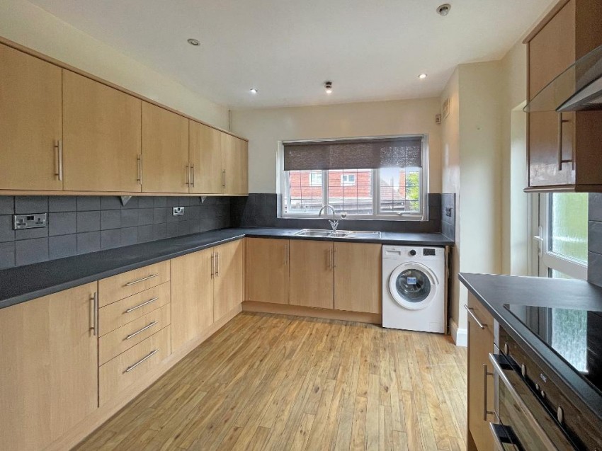 Images for Mitchley Hill, Sanderstead