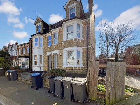 View Full Details for Temple Road, Croydon