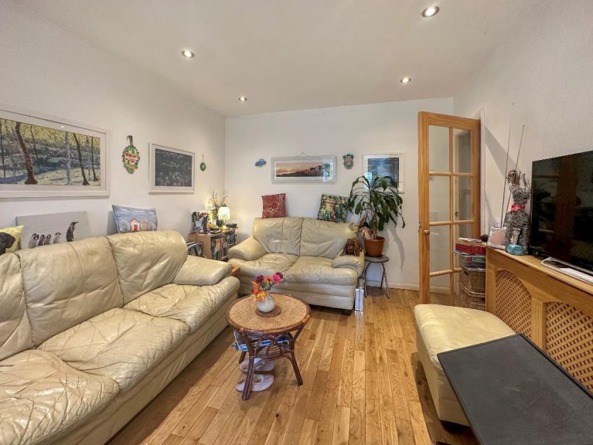Images for Princes Avenue, Sanderstead